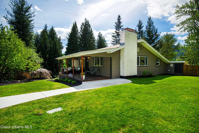 41 Pinecone RD, Sandpoint, ID 83864