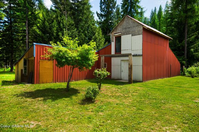 41 Pinecone RD, Sandpoint, ID 83864