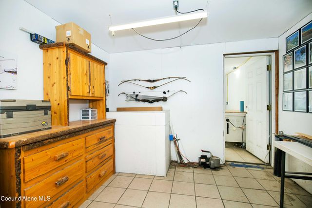 41 Pinecone RD, Sandpoint, ID 83864