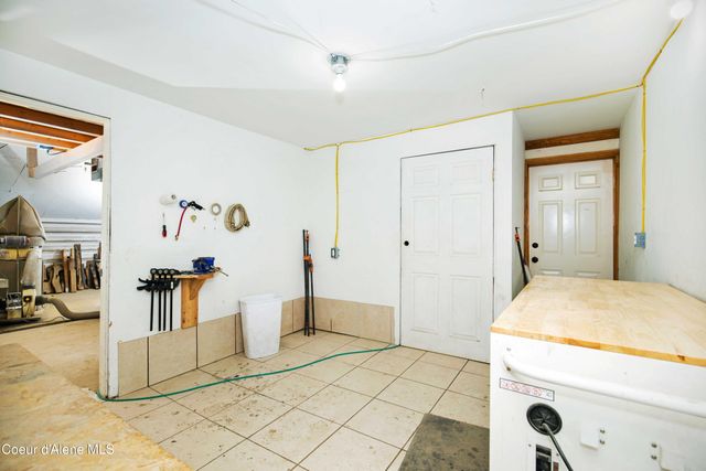 41 Pinecone RD, Sandpoint, ID 83864