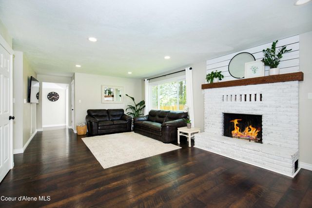 41 Pinecone RD, Sandpoint, ID 83864