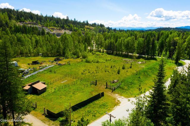41 Pinecone RD, Sandpoint, ID 83864
