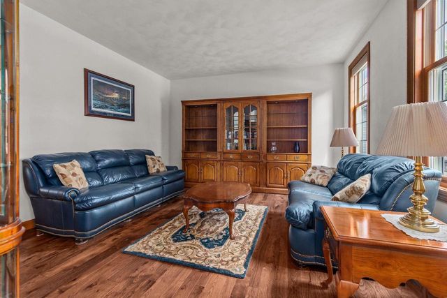 224 E CARRINGTON LANE, Appleton, WI 54913