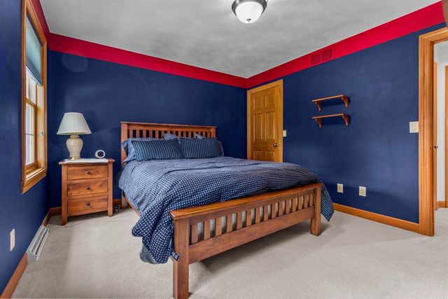 224 E CARRINGTON LANE, Appleton, WI 54913
