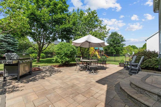 224 E CARRINGTON LANE, Appleton, WI 54913