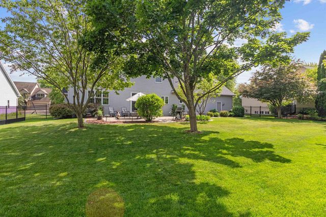 224 E CARRINGTON LANE, Appleton, WI 54913