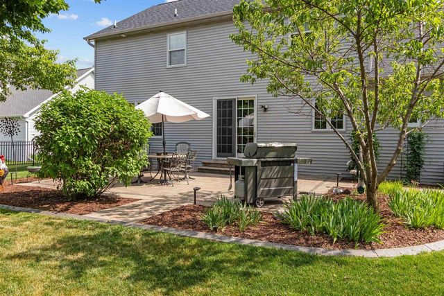 224 E CARRINGTON LANE, Appleton, WI 54913