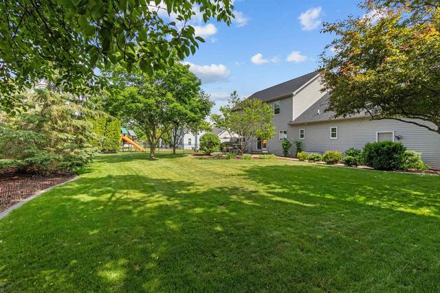 224 E CARRINGTON LANE, Appleton, WI 54913