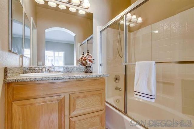 3810 3810 Mykonos Lane 9, San Diego, CA 92130