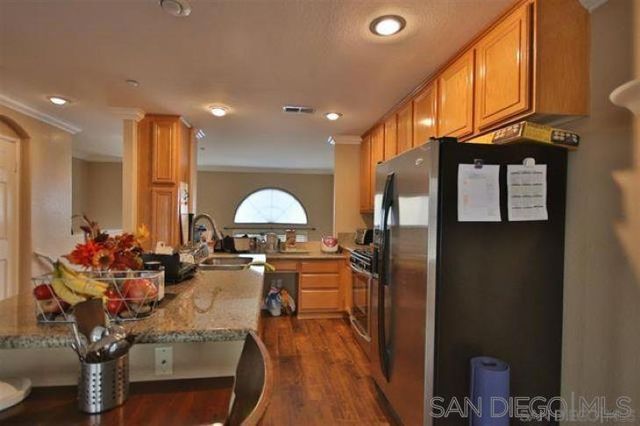 3810 3810 Mykonos Lane 9, San Diego, CA 92130