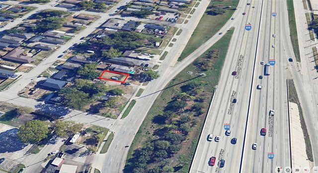 703 North Loop, Houston, TX 77022