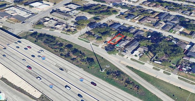 703 North Loop, Houston, TX 77022