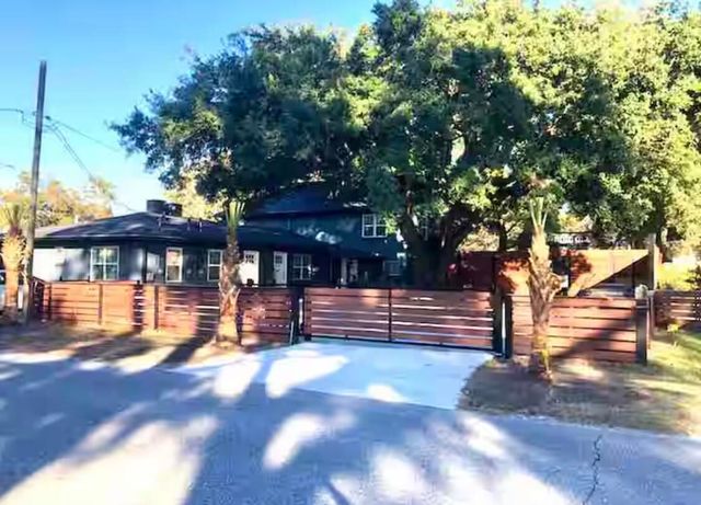 2647 Bonds Avenue, North Charleston, SC 29405
