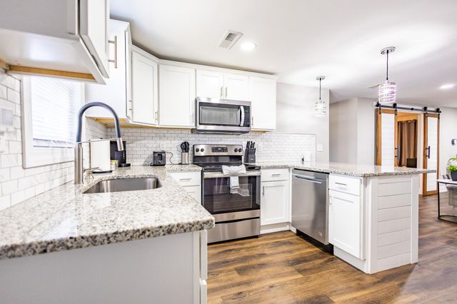 2647 Bonds Avenue, North Charleston, SC 29405