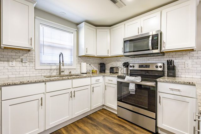 2647 Bonds Avenue, North Charleston, SC 29405