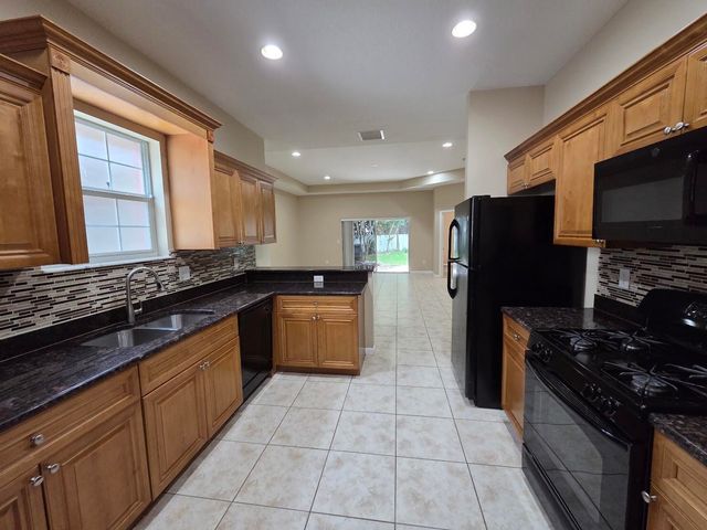 4325 COQUINA WINDS Way, Greenacres, FL 33463