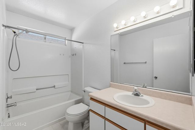8871 E Citrus Tree Drive, Tucson, AZ 85730