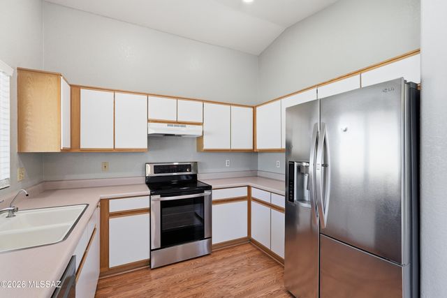 8871 E Citrus Tree Drive, Tucson, AZ 85730