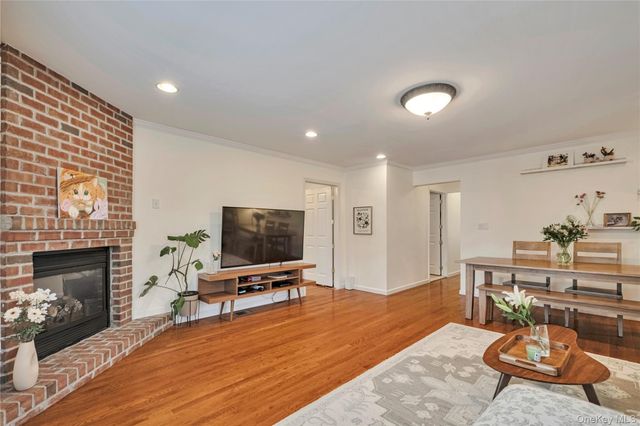 119 Montgomery Avenue B, Scarsdale, NY 10583
