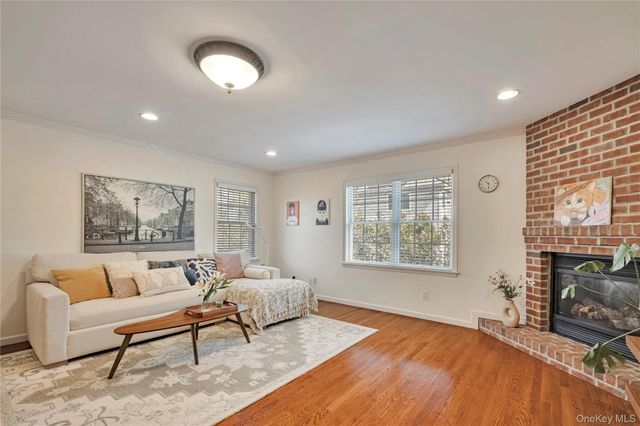 119 Montgomery Avenue B, Scarsdale, NY 10583