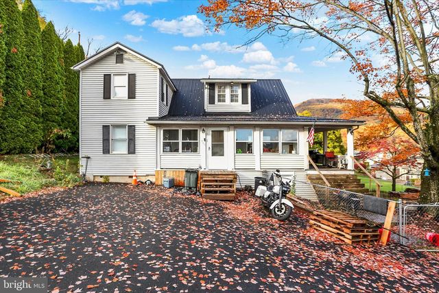 209 N MANN AVENUE EXT, Yeagertown, PA 17099