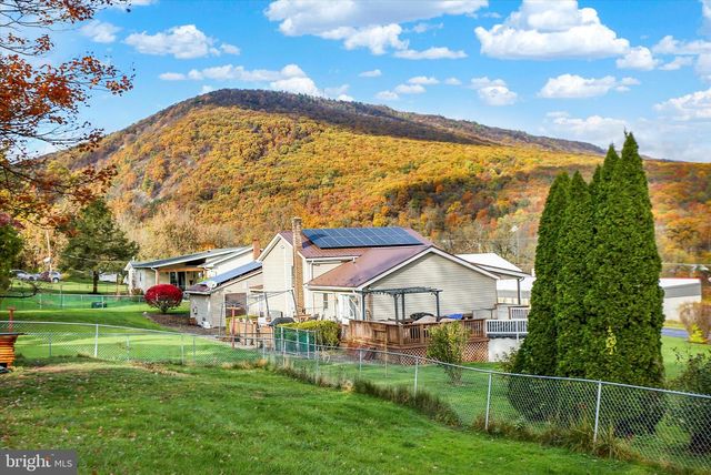 209 N MANN AVENUE EXT, Yeagertown, PA 17099