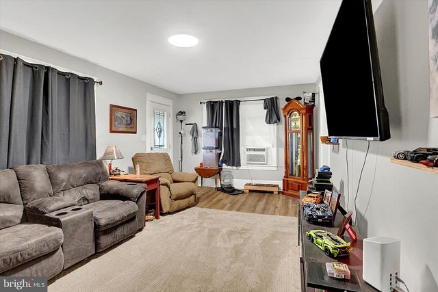 209 N MANN AVENUE EXT, Yeagertown, PA 17099