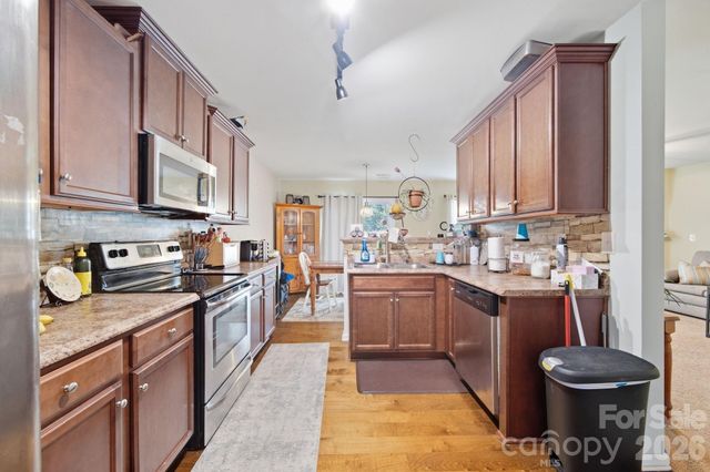 7012 Palatine Lane, Charlotte, NC 28214