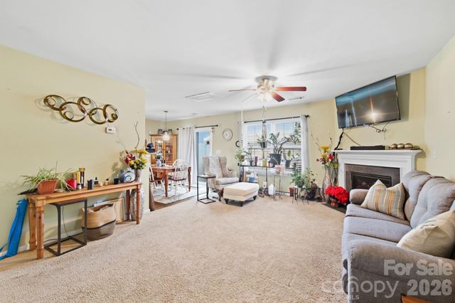 7012 Palatine Lane, Charlotte, NC 28214