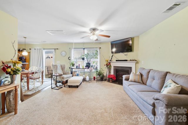 7012 Palatine Lane, Charlotte, NC 28214