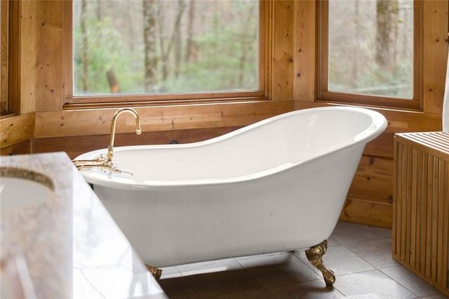 962 Watkins Field Road, Clayton, GA 30525