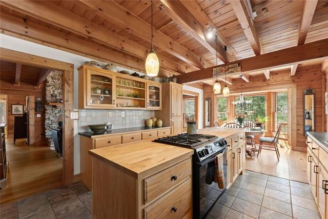 962 Watkins Field Road, Clayton, GA 30525