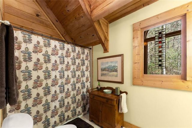 962 Watkins Field Road, Clayton, GA 30525