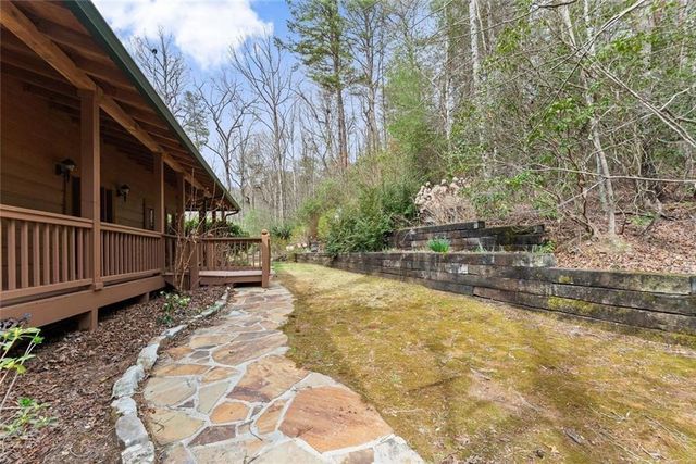 962 Watkins Field Road, Clayton, GA 30525