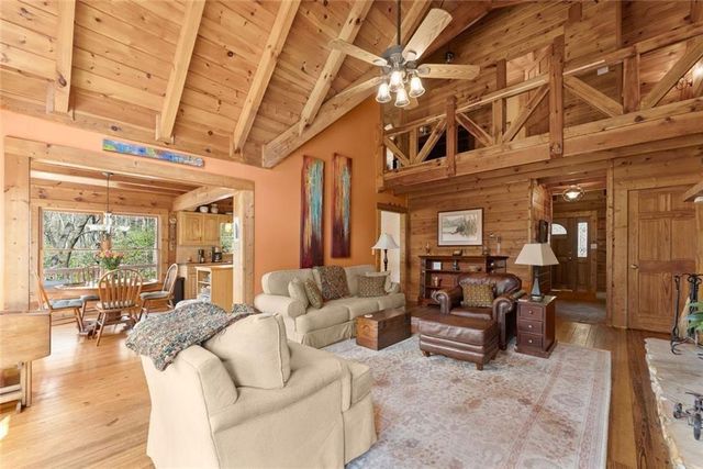 962 Watkins Field Road, Clayton, GA 30525