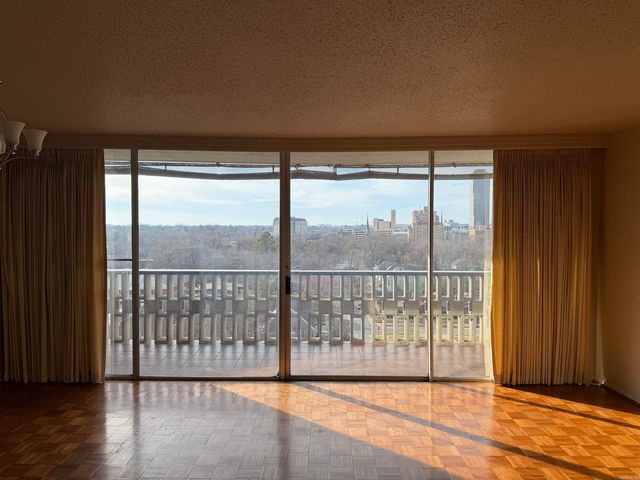 700 E 9th, 11-G, Little Rock, AR 72202