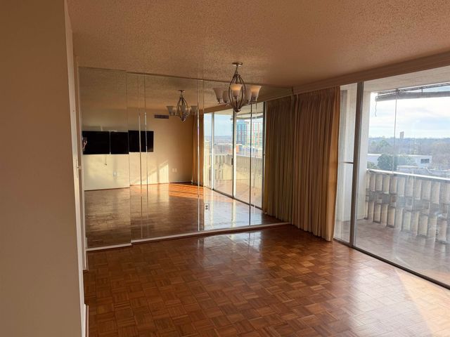 700 E 9th, 11-G, Little Rock, AR 72202