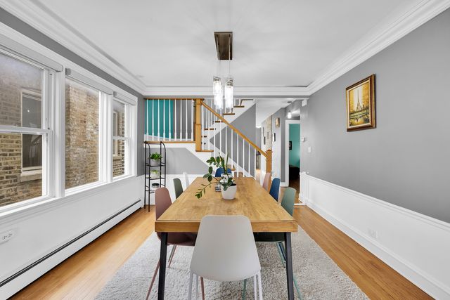 5537 W Melrose Street, Chicago, IL 60641