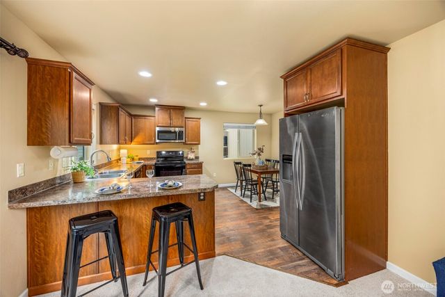 991 NW Snow Creek Way, Bremerton, WA 98311