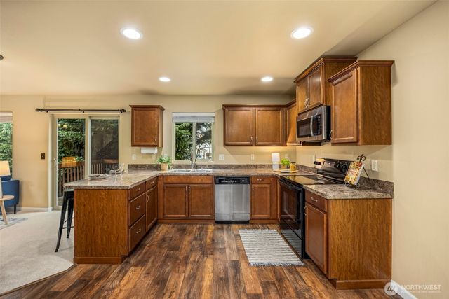 991 NW Snow Creek Way, Bremerton, WA 98311