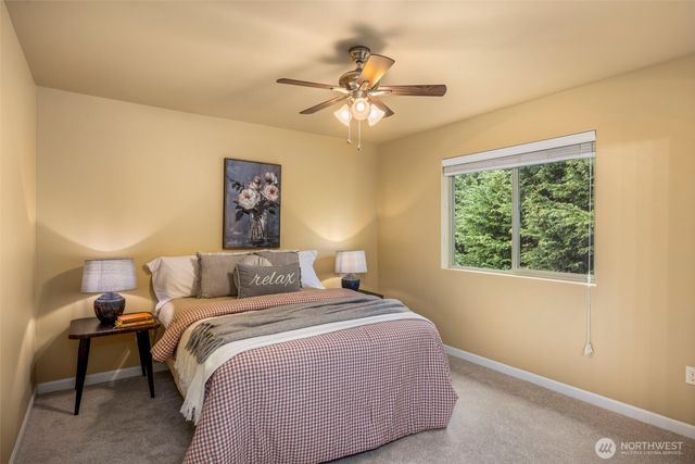 991 NW Snow Creek Way, Bremerton, WA 98311