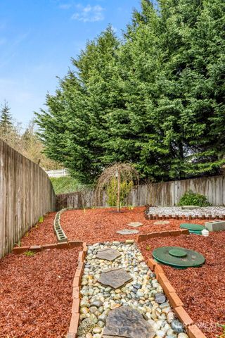 991 NW Snow Creek Way, Bremerton, WA 98311