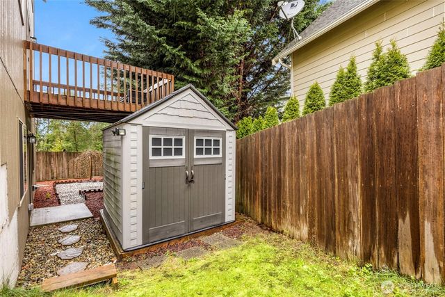 991 NW Snow Creek Way, Bremerton, WA 98311