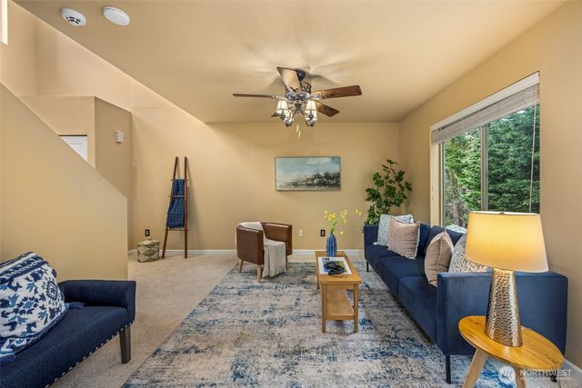 991 NW Snow Creek Way, Bremerton, WA 98311