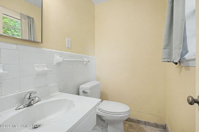 2118 Cedarcrest Drive, Southaven, MS 38671