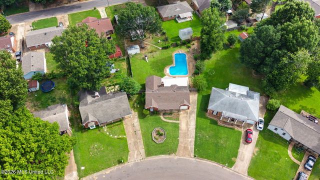 2118 Cedarcrest Drive, Southaven, MS 38671
