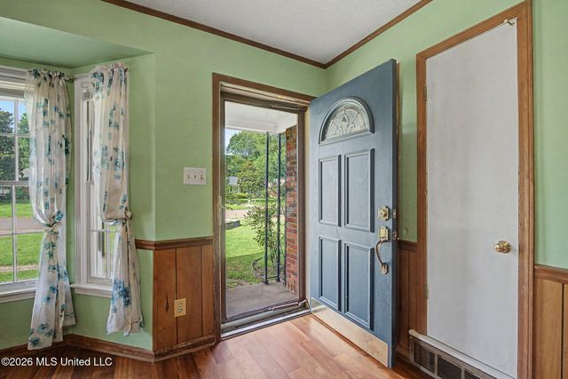 2118 Cedarcrest Drive, Southaven, MS 38671