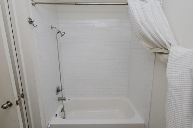 515 E Maywood, Wichita, KS 67216