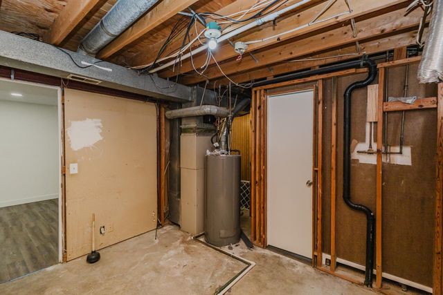 515 E Maywood, Wichita, KS 67216