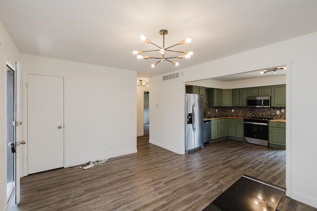 515 E Maywood, Wichita, KS 67216